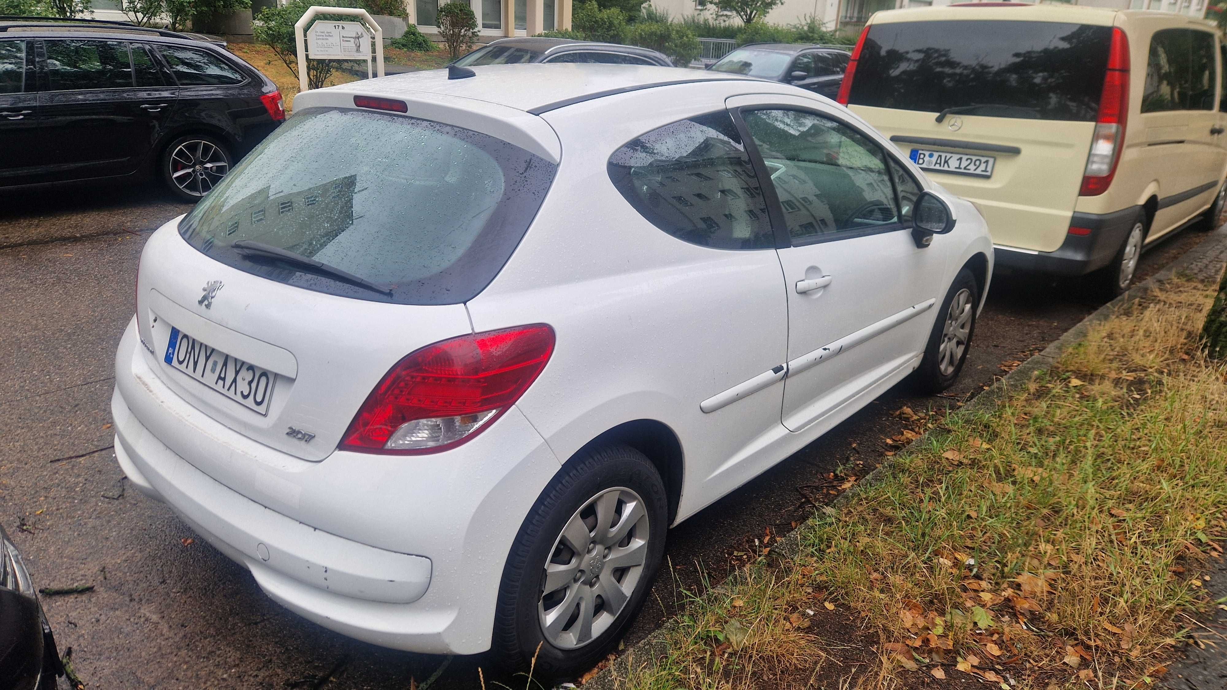 Peugot 207 rocznik 2010