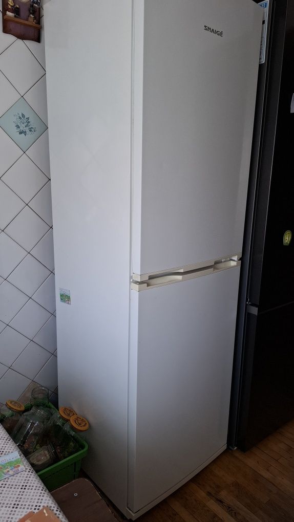Холодильник Snaige rf35sm-s100210721z18snbx