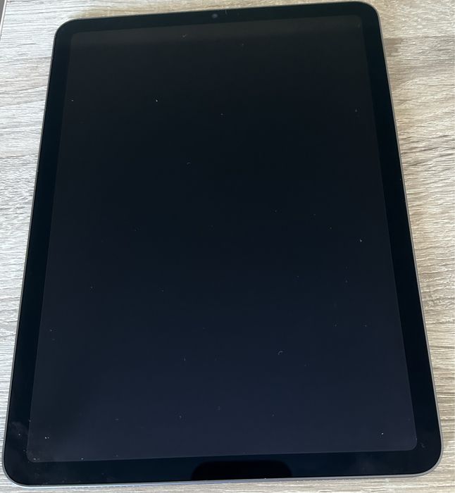 Apple iPad Air 5 (2022) Wi-Fi 64GB Space Gray, как новый