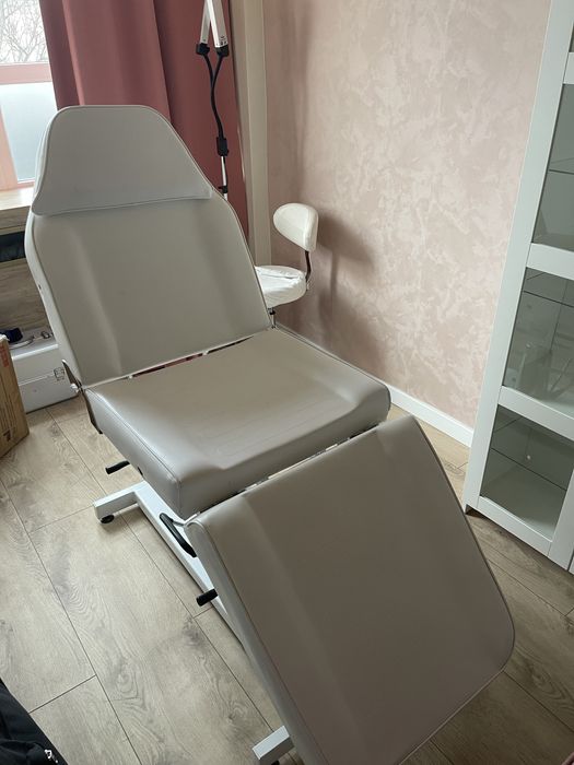 Fotel kosmetyczny, hydrauliczny