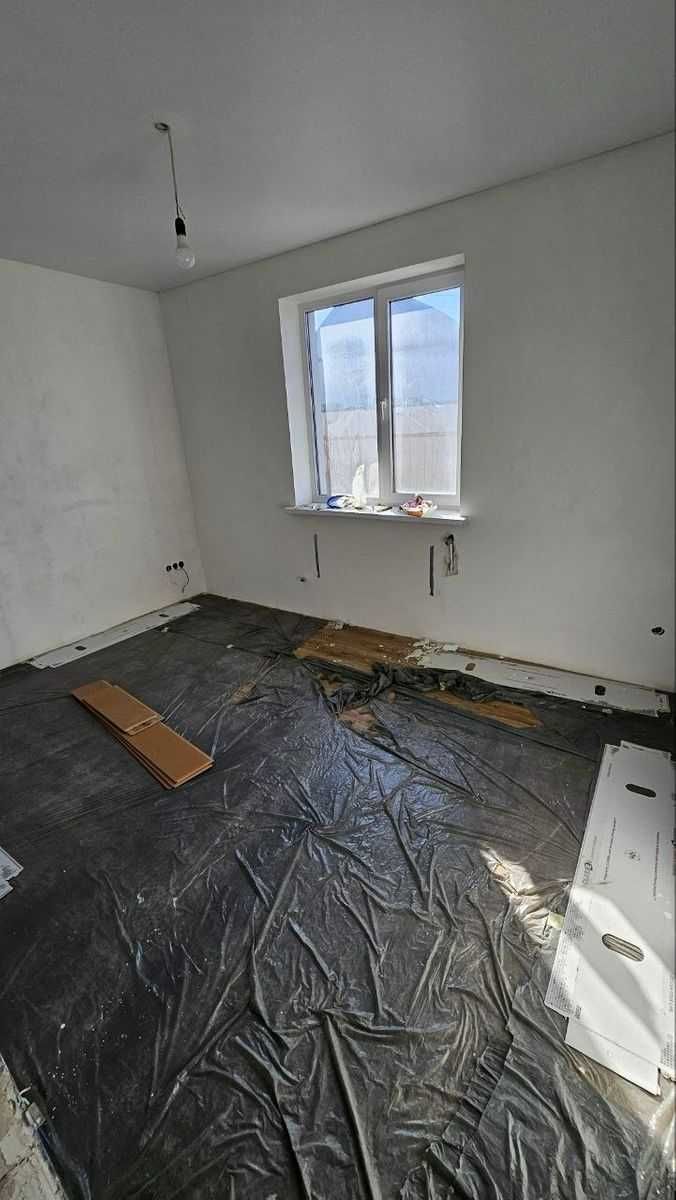 Продам одноэтажный дом 82 кв.м., с. Усатово.