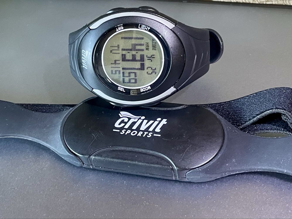 Часы Crivit 1-LD3814 с датчиком сердцебиения