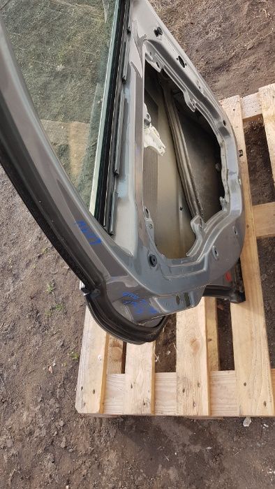 Drzwi Lewe/Lewy Tył VW Passat B5 FL Kombi LD7W