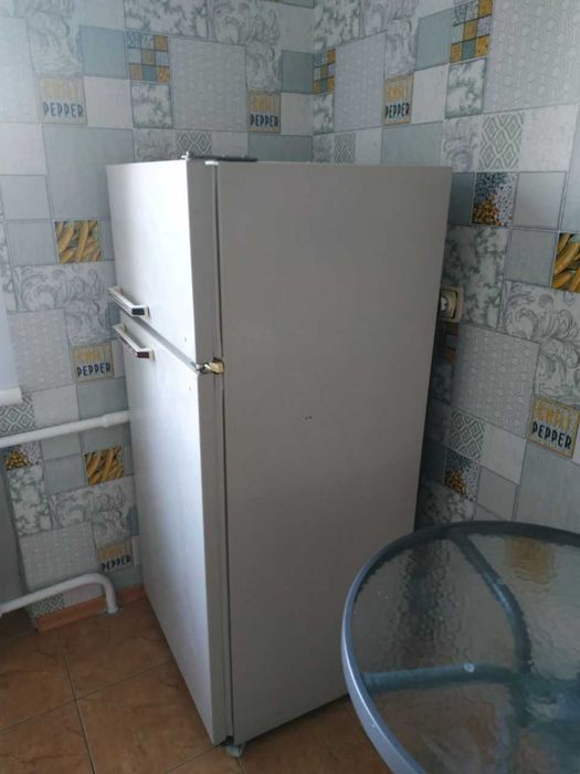 Продам двокамерний холодильник(Робочий), Юрюзань.