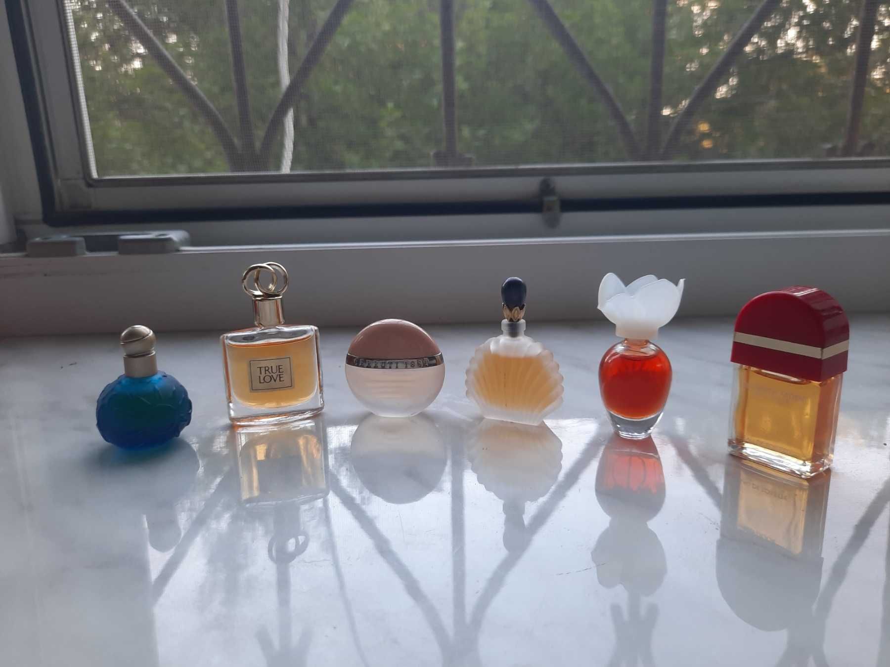 Коллекционный набор винтажных мини парфюмов