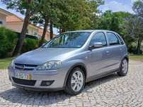 Vendo Opel Corsa 1.3 cdti a Diesel de 2006 com apenas 220 mil kms 
Est