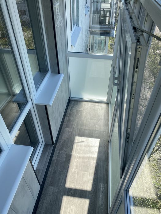 Балкон під ключ.Внутрішні роботи балкону,Розширення! Дах на балкон.