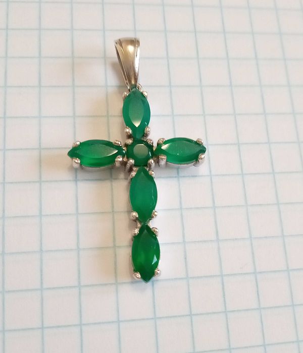 Хрестик з каменями смарагд. Срібло 925 проби. Підвіска - кулон