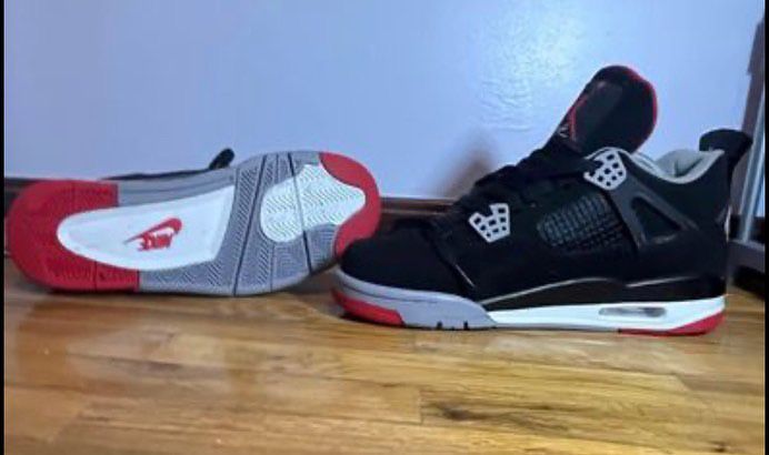 Jordan4 Bred usado apenas 3 vezes