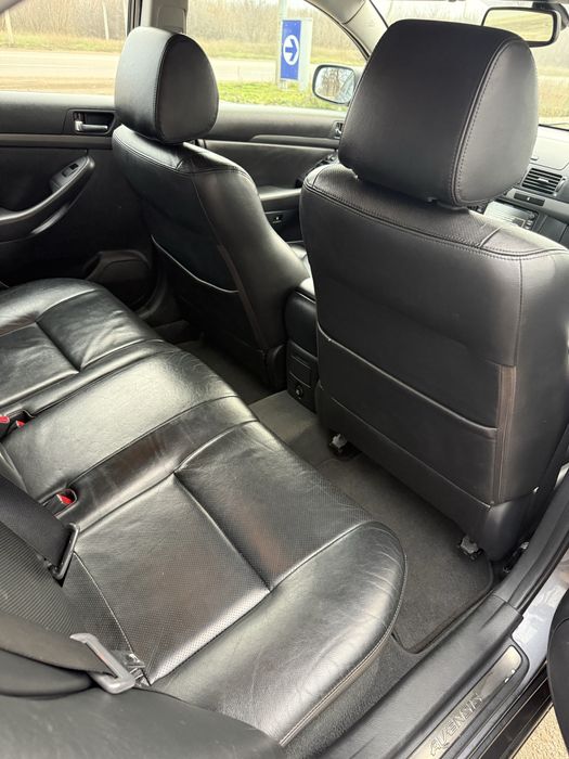 Тойота авенсис дізель