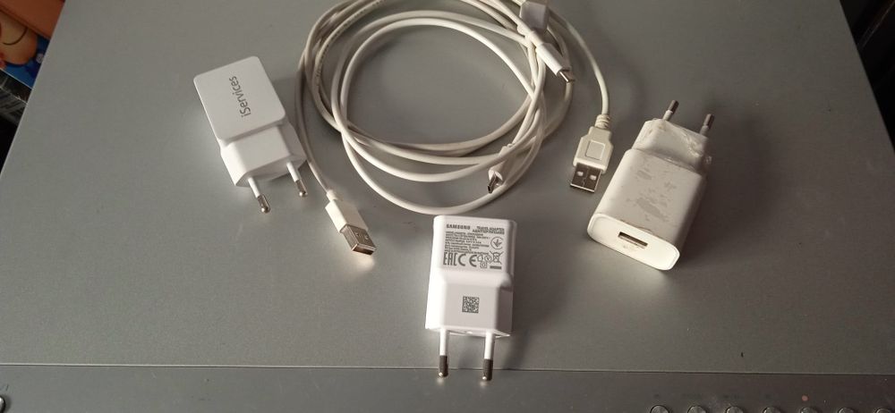 3 Carregadores de smartphone - Samsung