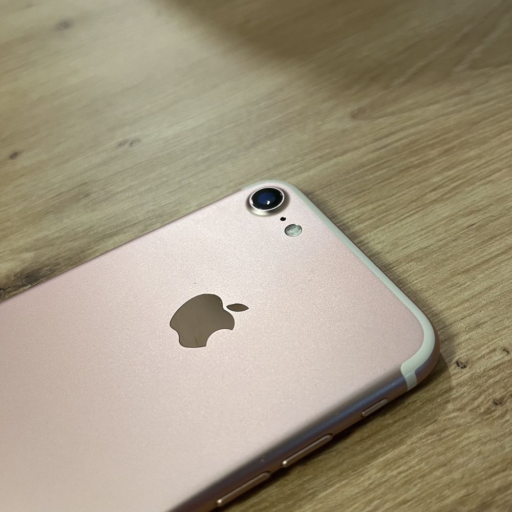 Iphone 7 rose gold 128gb stan idealny jak nowy rose gold