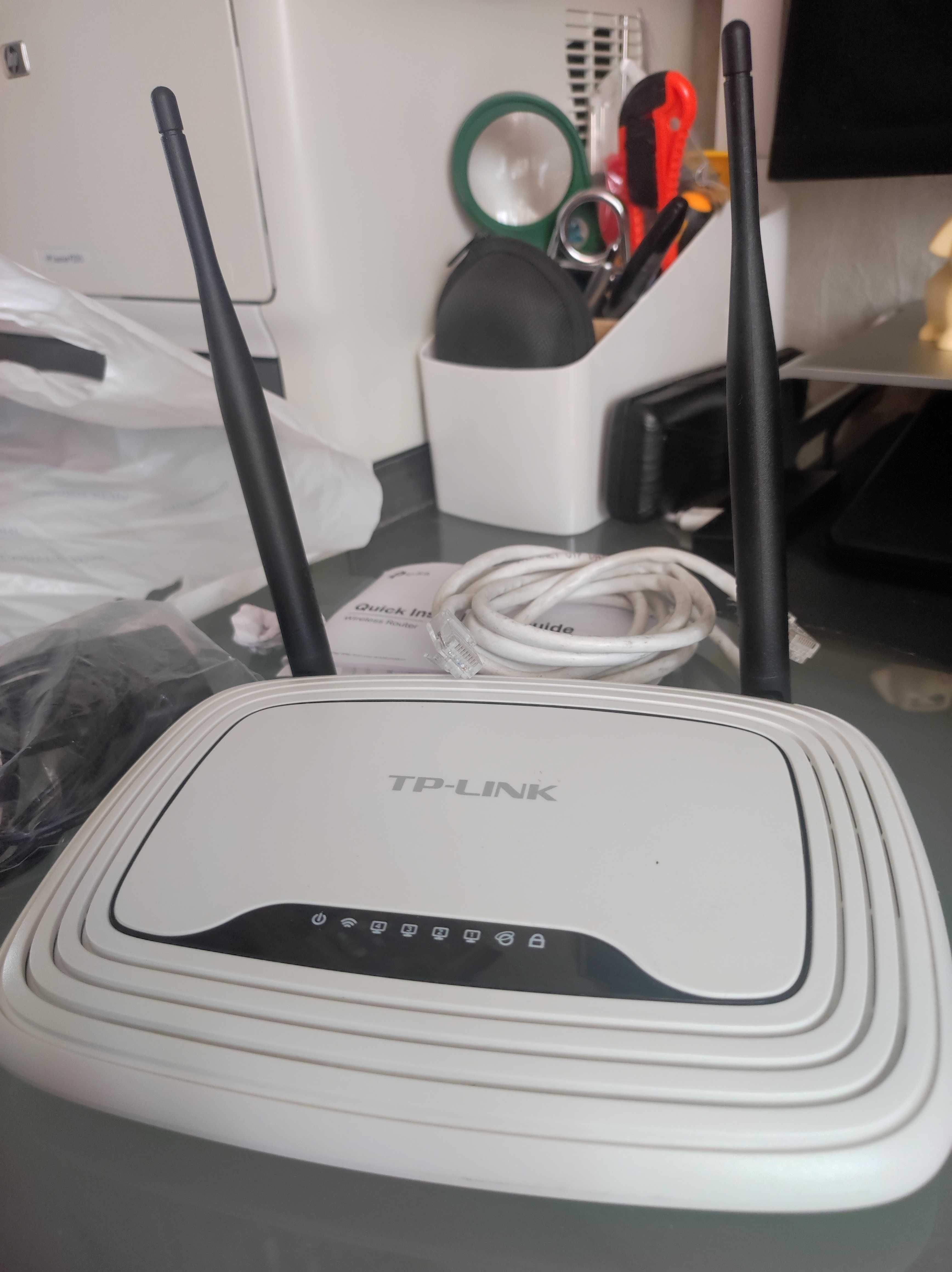 Роутер Wi-Fi Маршрутизатор TL-WR841N хороший робочий стан