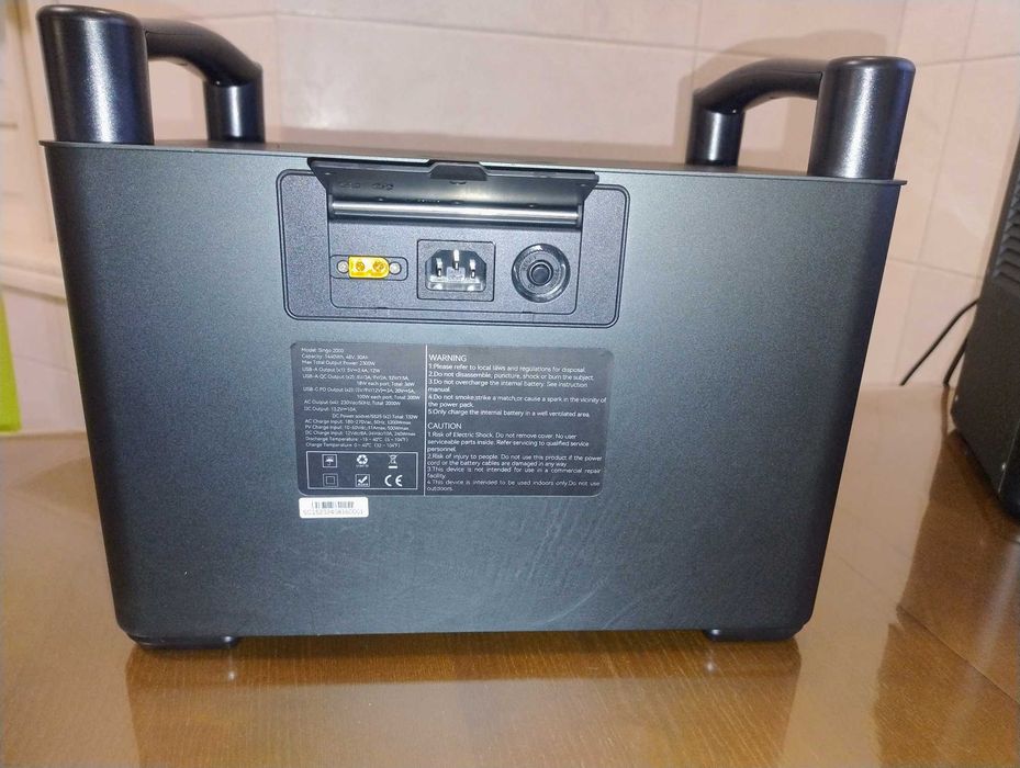 Зарядна станція IEETek Singo2000