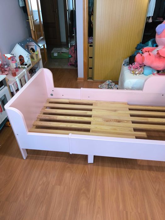 cama extensível Rosa Busunge IKEA