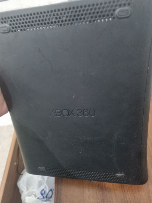 Xbox 360  128gb  semi nova