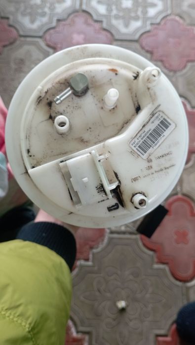 Топливний насос.