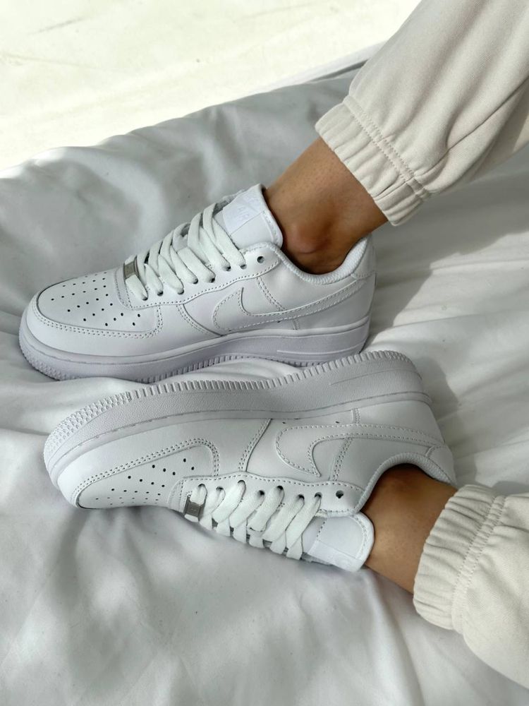 кросівки Nike Air Force White