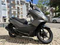 PCX HONDA CINZA E BRANCA