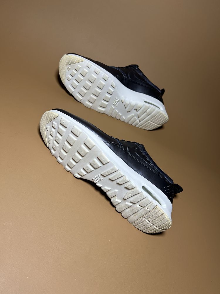 Жіночі кросівки 40р.Nike Air Max Thea SE