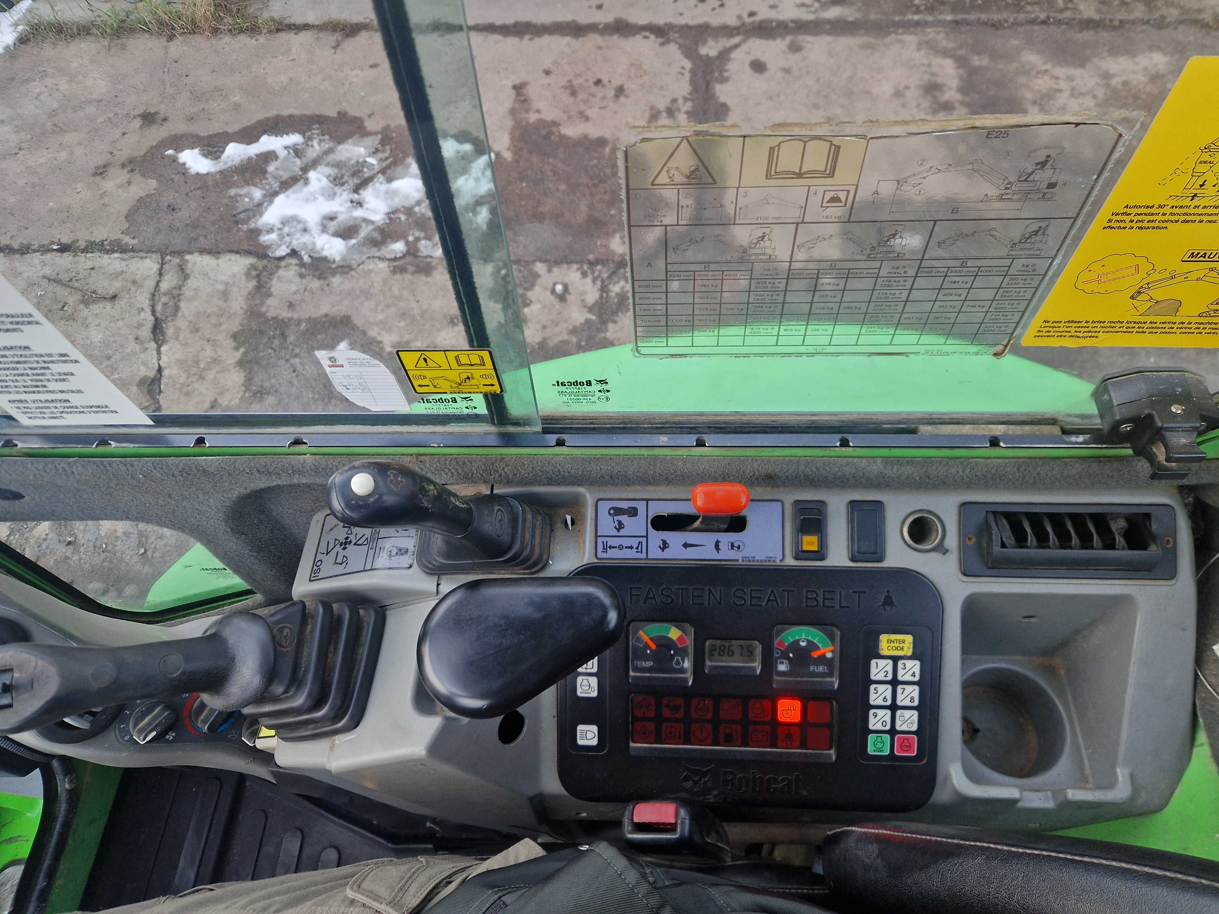 Міні екскаватор, мінік гусенечний Bobcat E25, 2013р.в., 2500кг