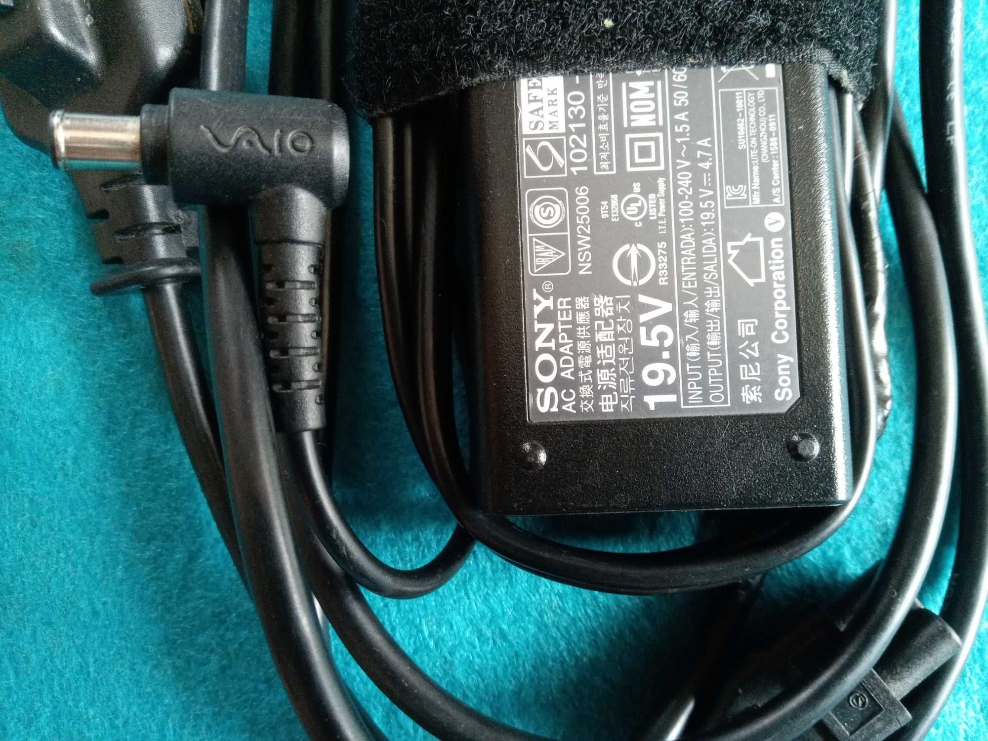 блок питания (зарядка) для Sony 19.5В 4.7А 90Вт Model VGP-AC19V42