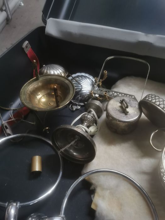 Várias peças de Latão, casquinha .