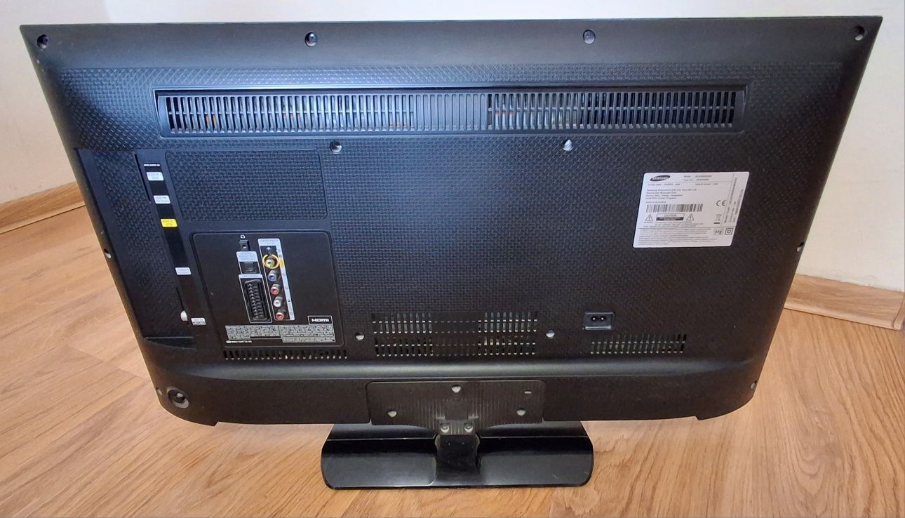Telewizor SAMSUNG LCD 32 cale