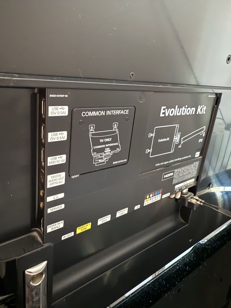 Samsung UE40F8000AT 40 діагональ б/у