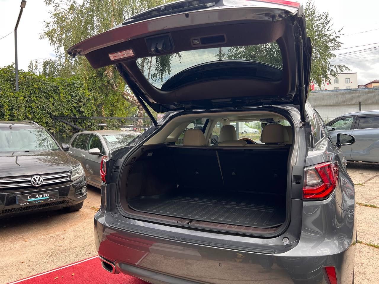 Lexus RX 350 в кредит без авансу