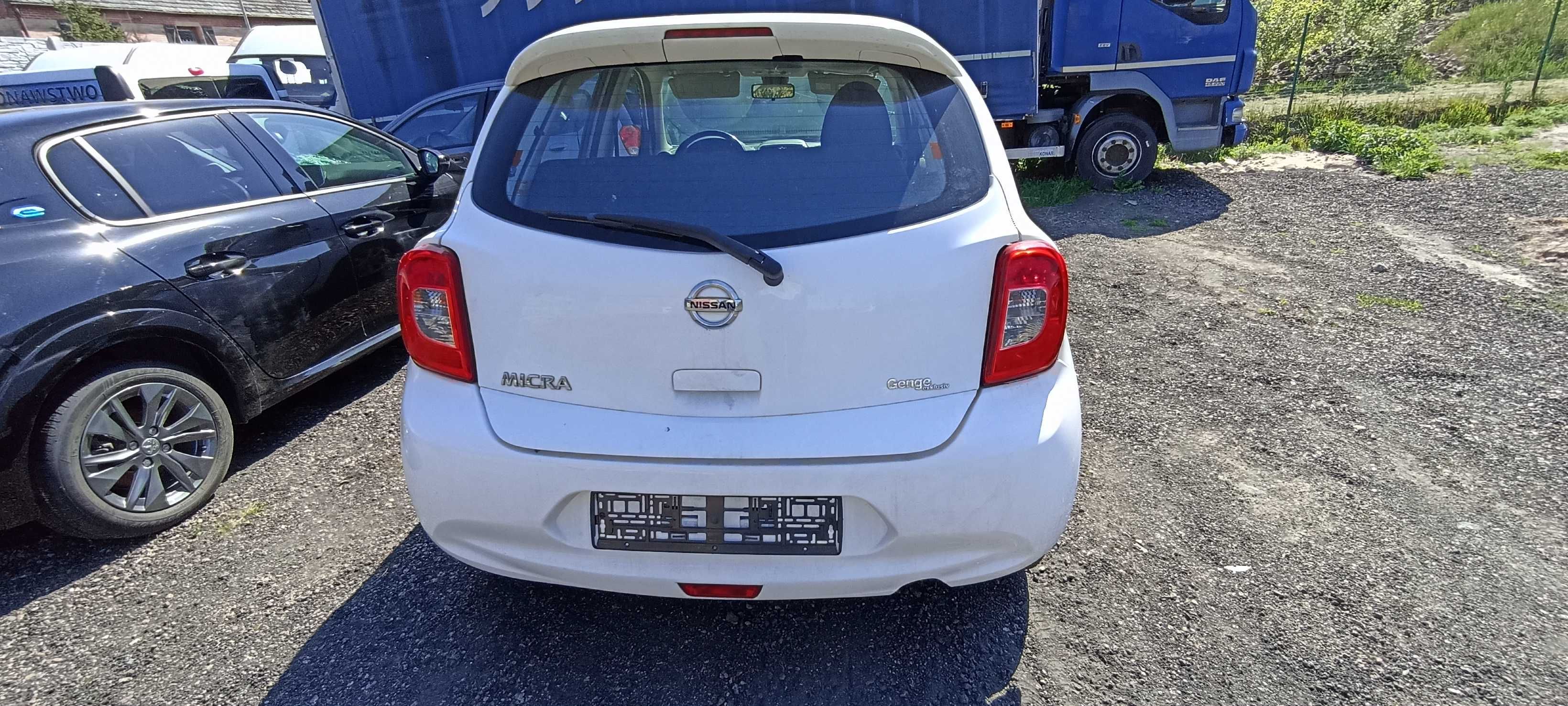 zderzak tył tylny nissan micra k13  lak qm1