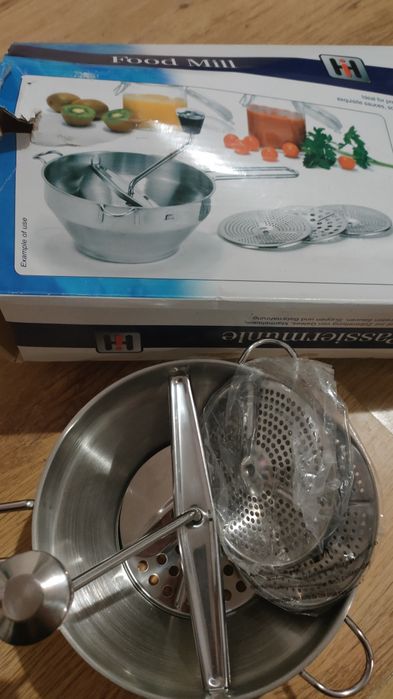 Młynek do przecierów soków