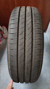 Літня гума Goodyear efficient Grip R15