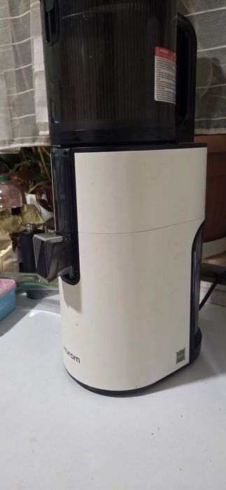 Wyciskarka wolnobrotowa Hurom H400 gwarancja na 9 lat.