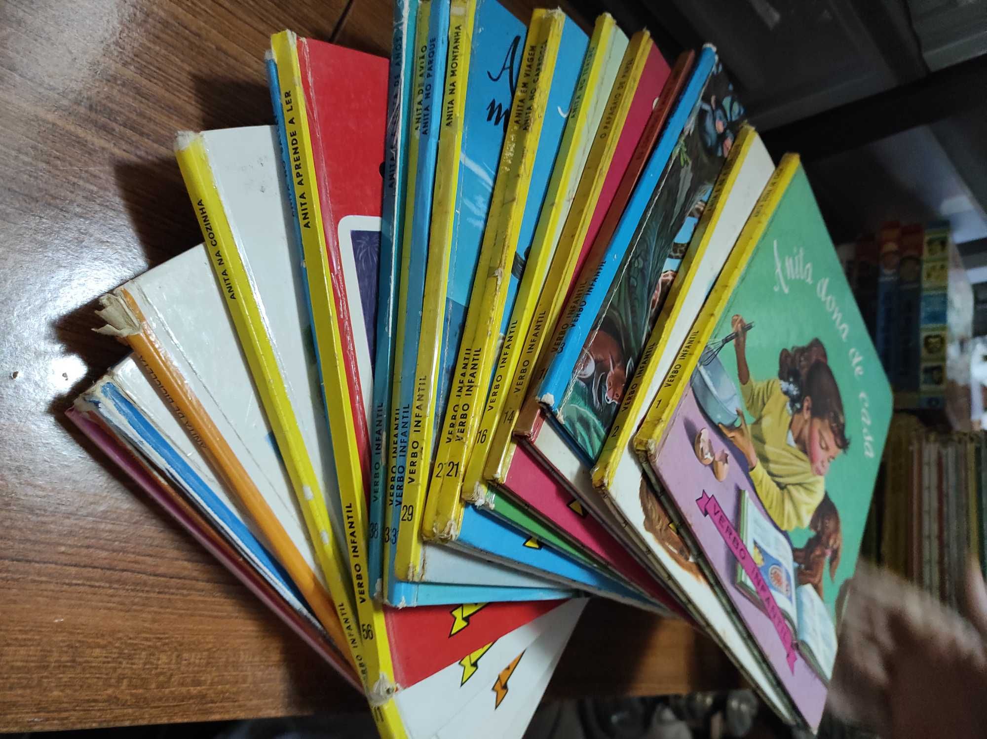 Livros Anita várias edições