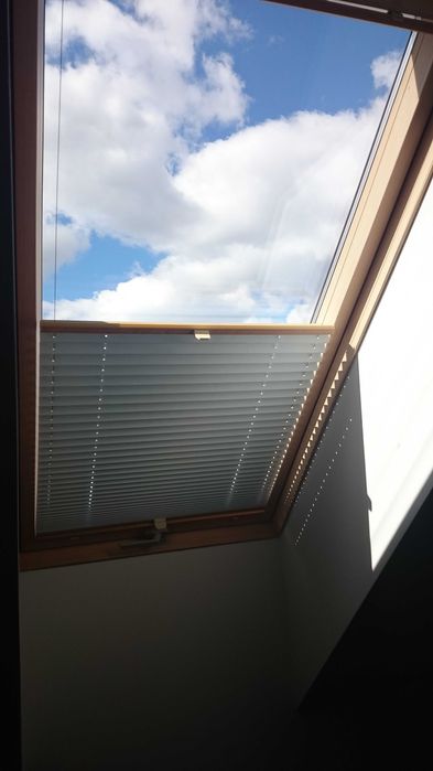 Żaluzje PLISOWANE , ROLETY PLISSE , na okna Dachowe - NA WYMIAR