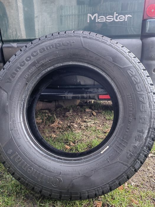 Opony letnie Continental VancoCamper 225/75R16 116 R wzmocnienie (CP)