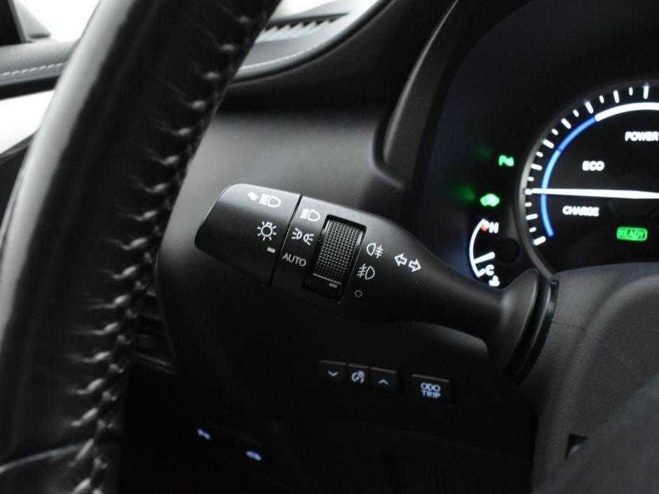 Lexus NX 300h Luxury Line - Apple Carplay - 2017