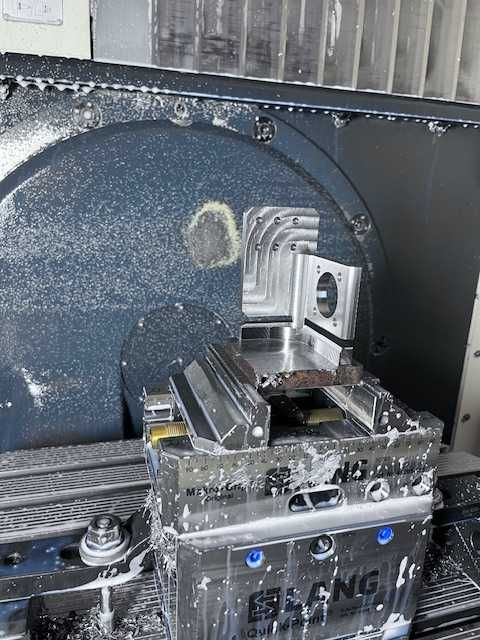Profesjonalne programowanie CNC | Usługi CAM |  FANUC / HAAS