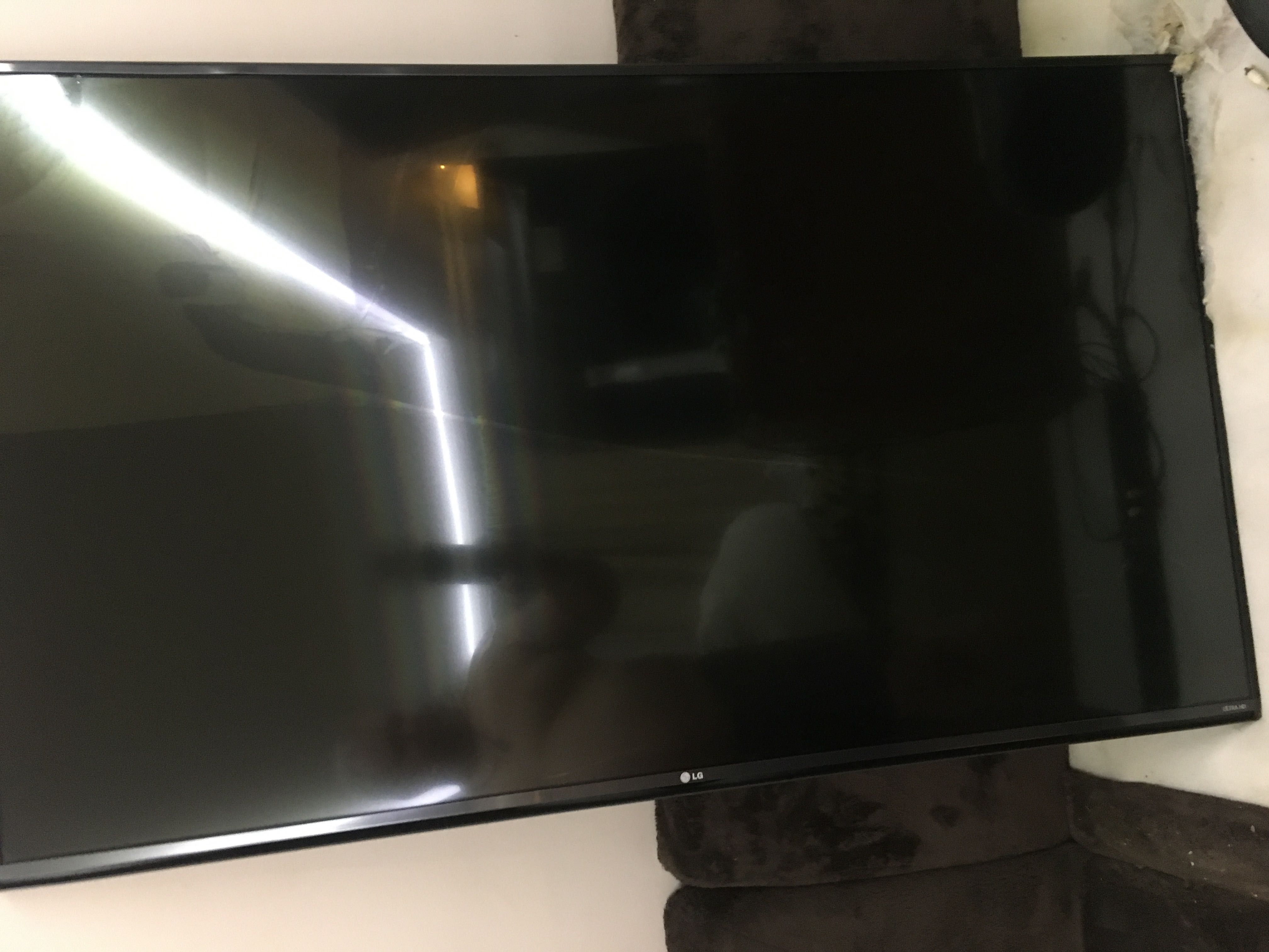 Продам телевизор LG 55 диоганаль б/у