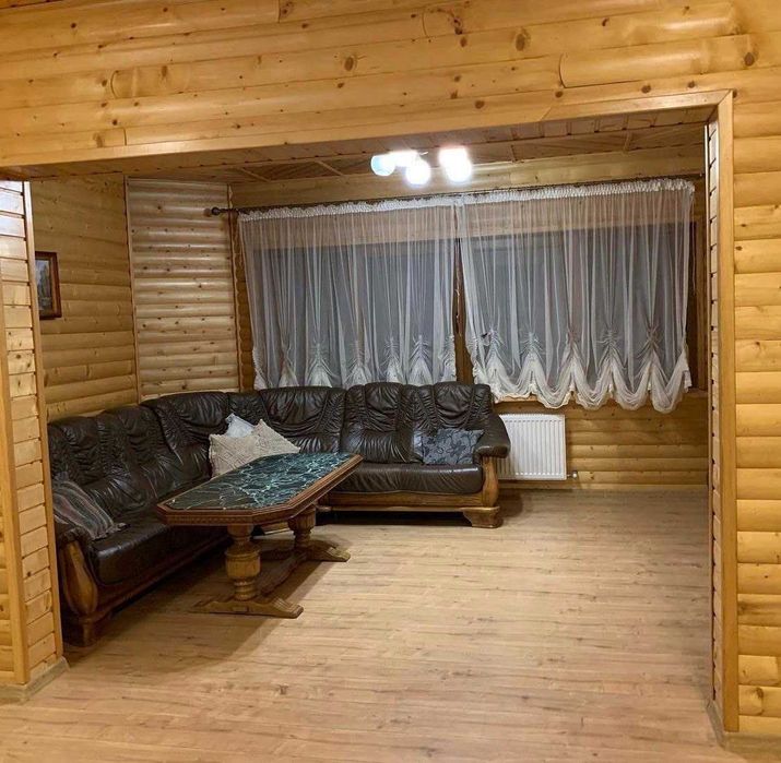 Оренда будинку готельного типу на 14 кімнат, с. Головецько