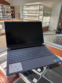 Laptop gamingowy Dell G15