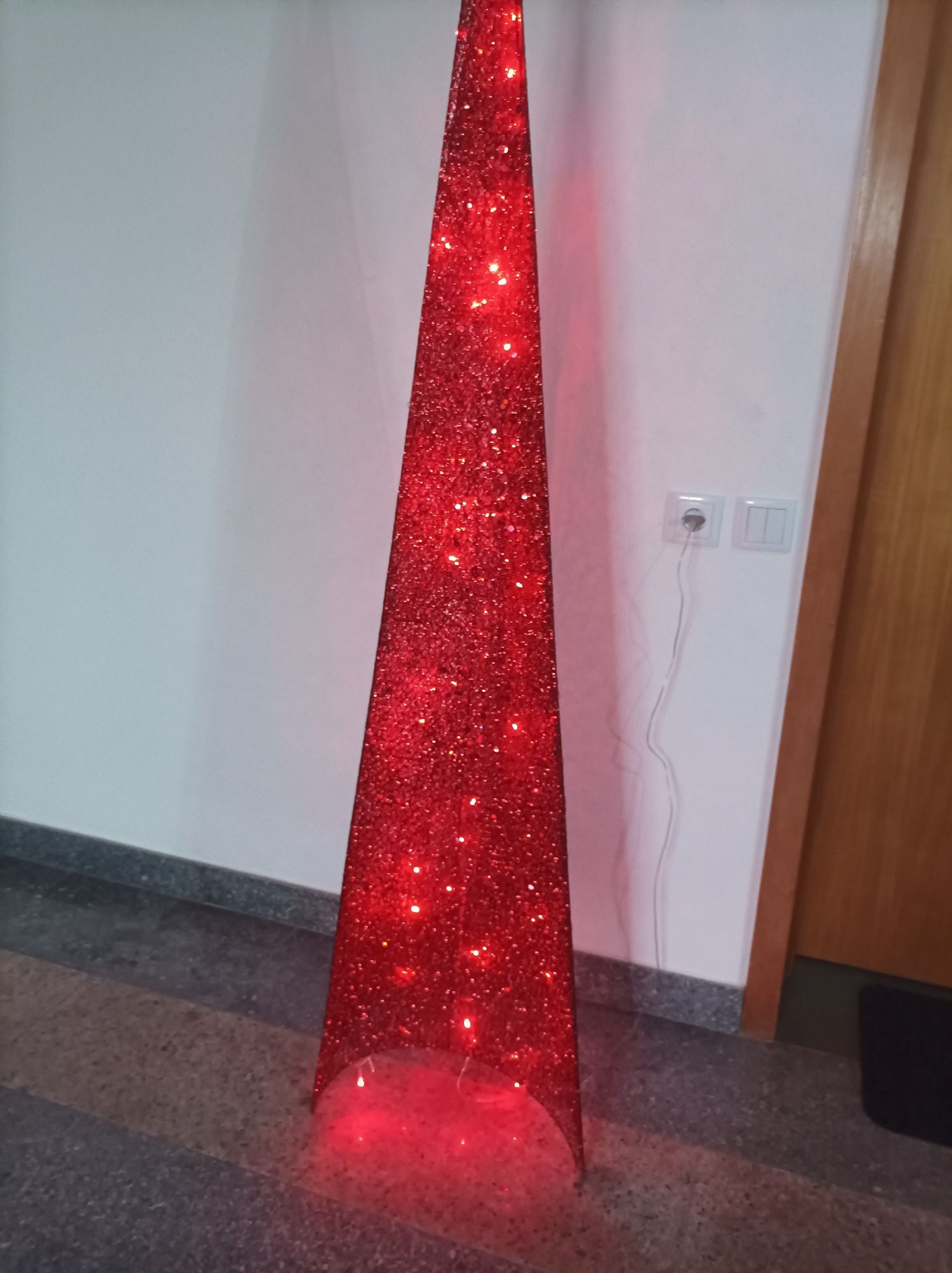 Vendo pinheiro de natal
