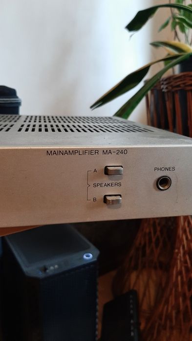 wzmacniacz końcówka mocy mainamplifier Blaupunkt MA-240
