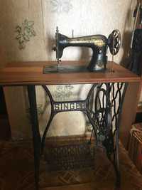 старинная швейная машинка Singer