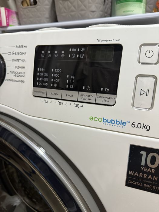 Продам пральну машину Samsung WW60K42101WDUA