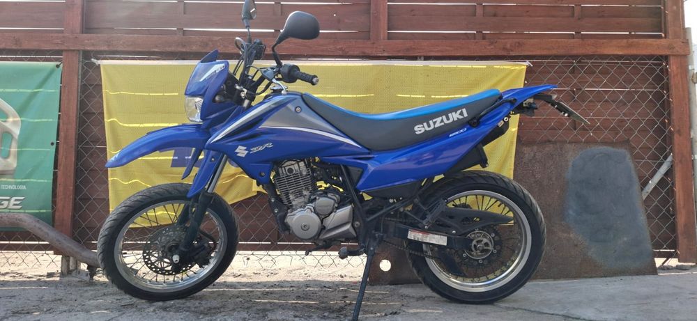 Suzuki DR 125 SM Supermoto