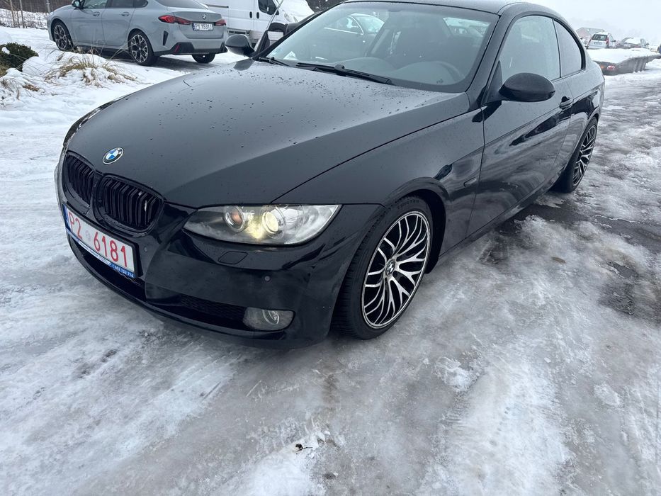 BMW Seria 3 Bmw 320i e92 Coupe czarna bezwypadkowa Nawigacja