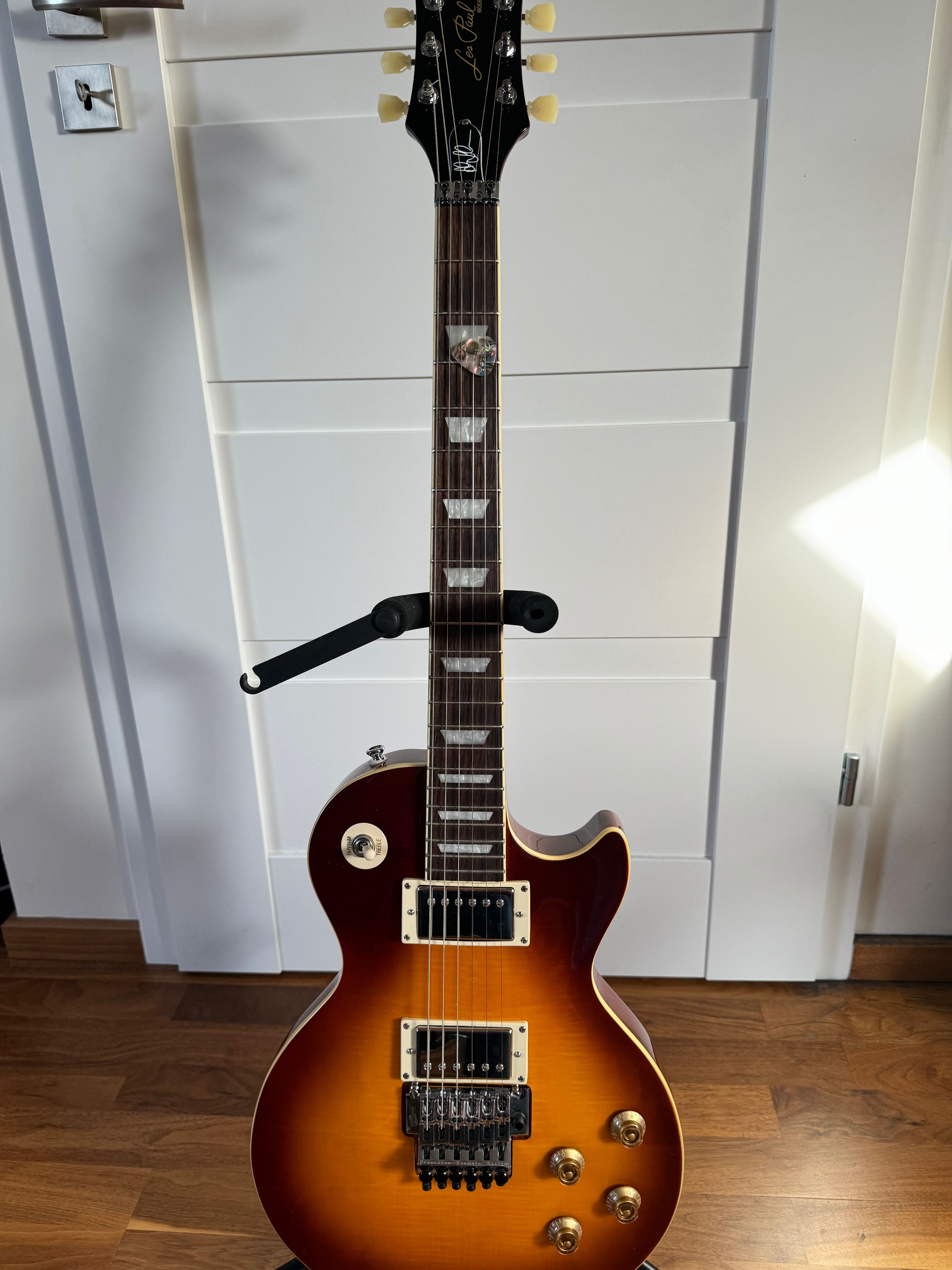 EPIPHONE Alex Lifeson