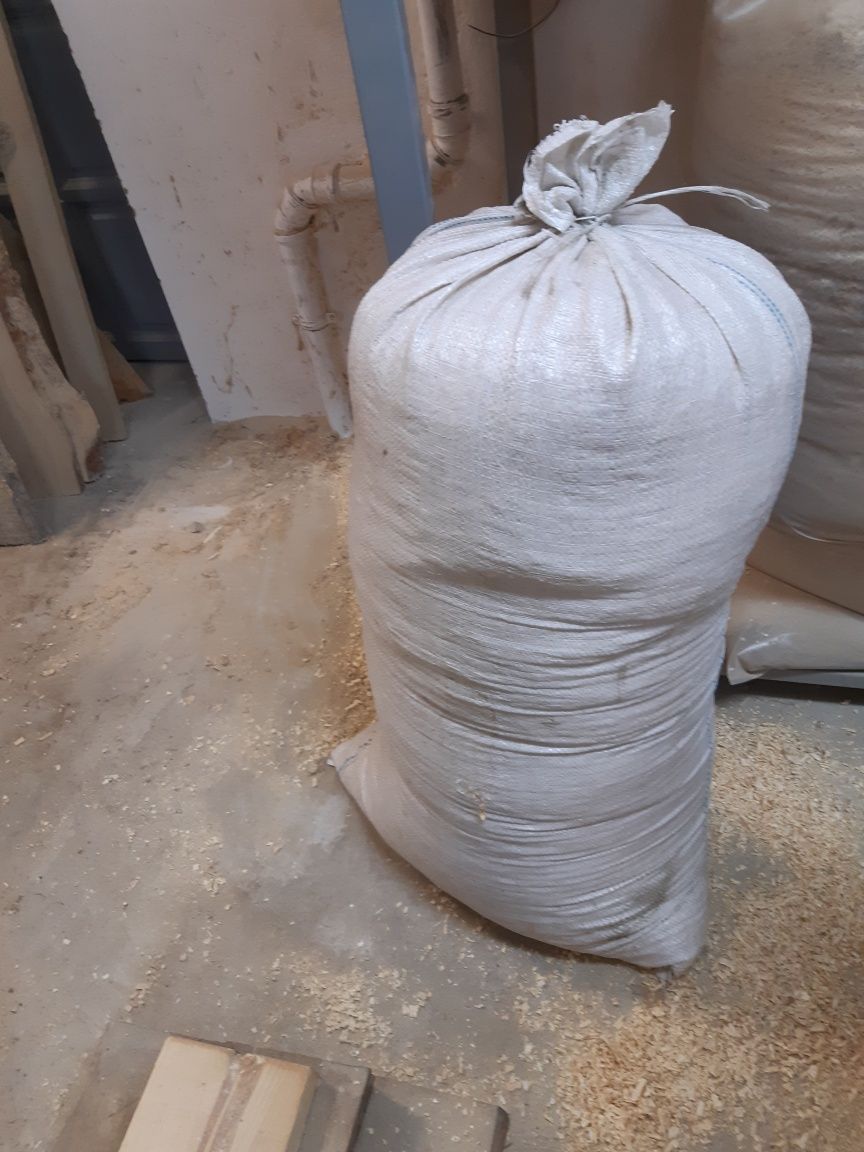 Trociny, wióry suche po heblarce, ponad 10kg